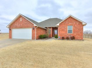 9405 Lake Dr, Piedmont, OK 73078