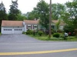 7692 Hedgesville Rd, Hedgesville, WV 25427