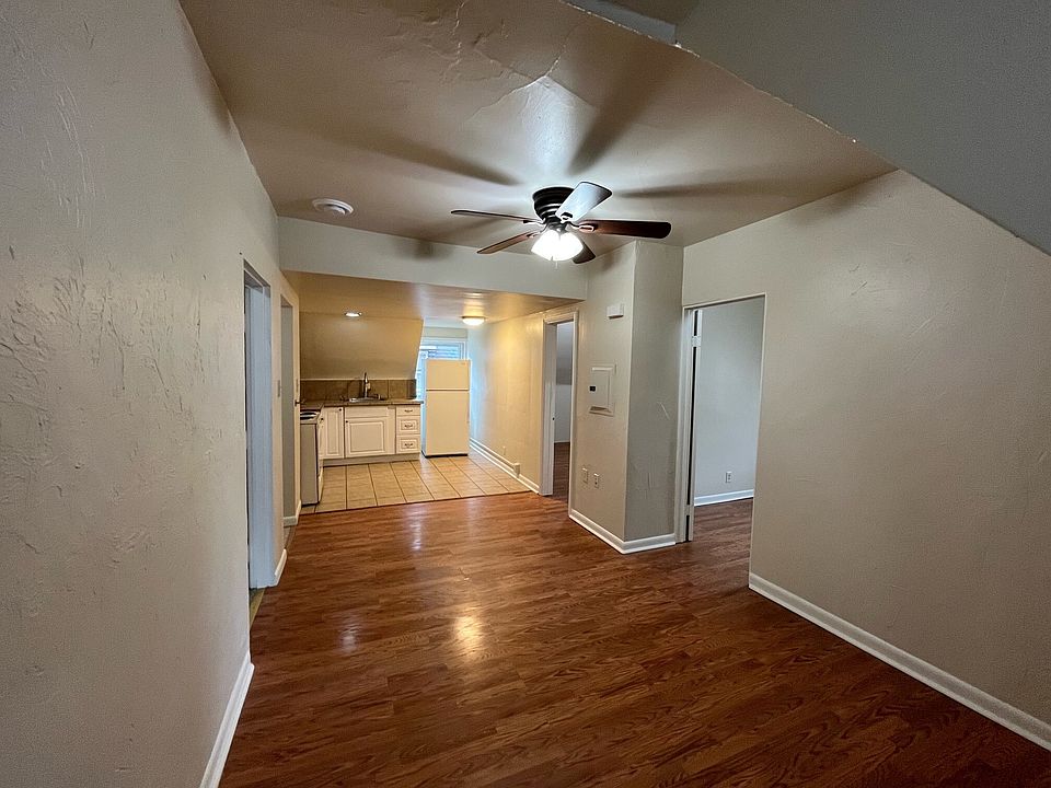 1st image of 217 Stratford Ave #10981701