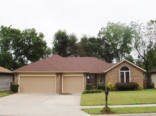 3472 S Meadowlark Ave, Springfield, MO 65807