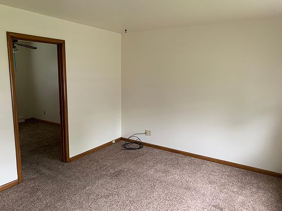 2nd image of 1020-1030 E 12th St