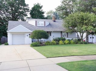 4515 Edmond Dr., South Euclid, OH 44121