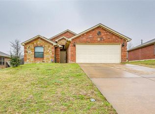 1614 Gillarel Springs Ln, Dallas, TX 75241