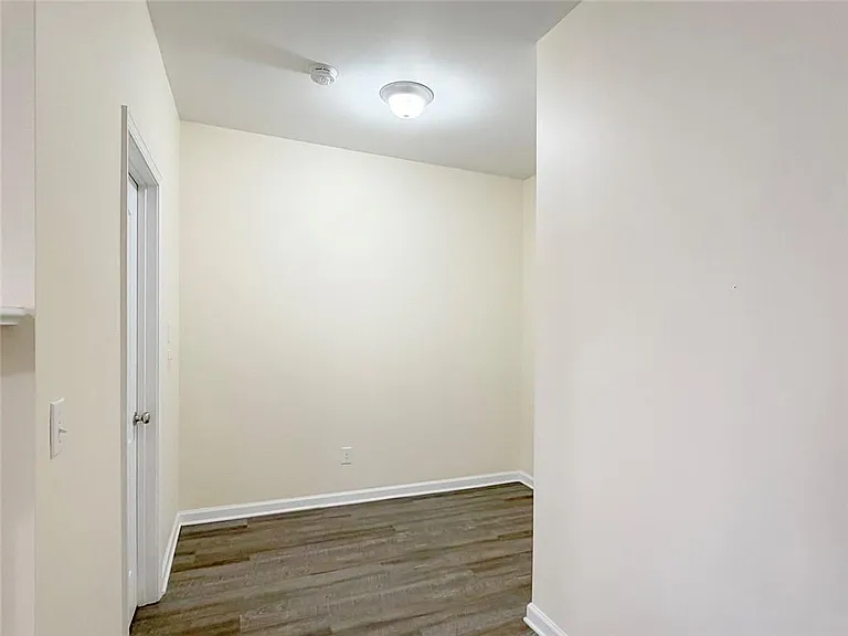3712 Brockenhurst Dr — Photo 13