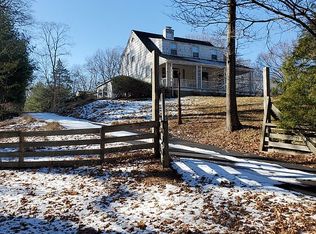 20 Crane Neck Rd, Setauket, NY 11733