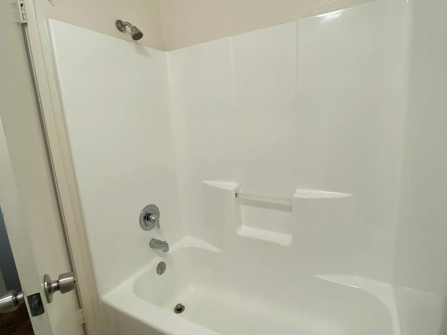 8013 Latham Court — Photo 3