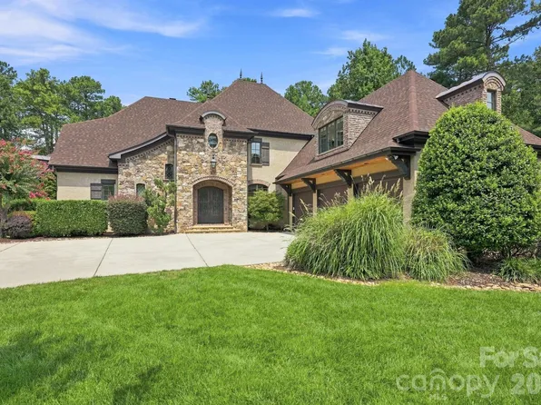 111 Quaker Rd, Mooresville, NC 28117