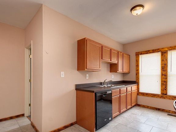 2nd image of 17203 Grovewood Ave #1