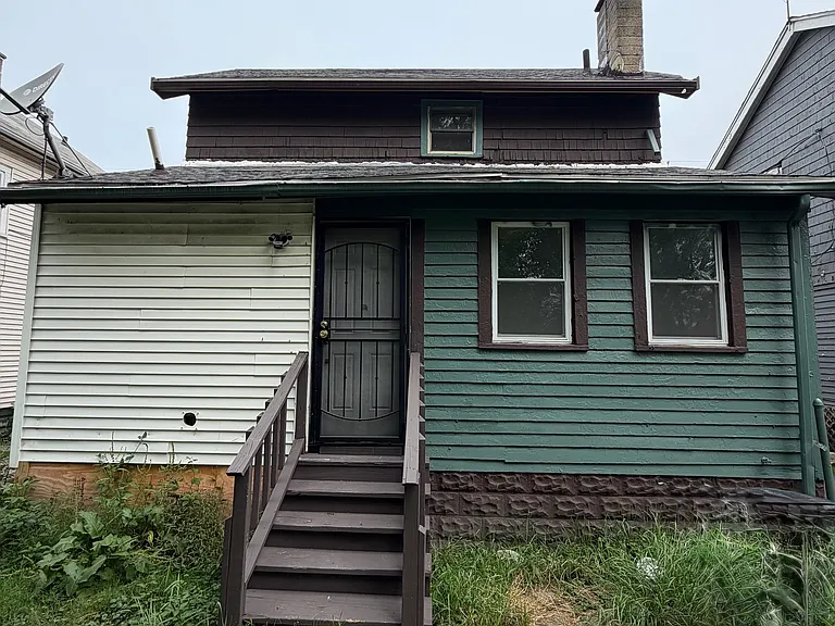 10706 Dove Ave — Photo 2