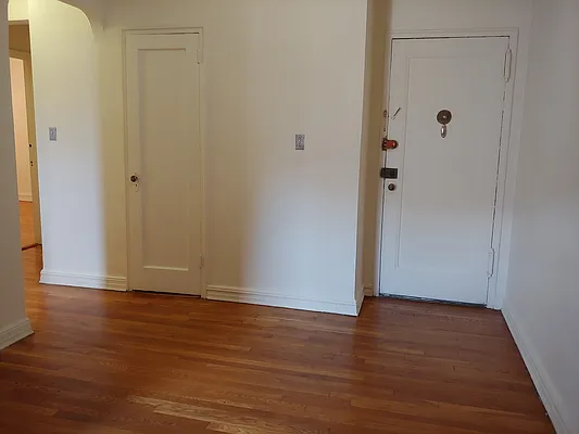 Rented by Elite Team Realty LLC | media 1