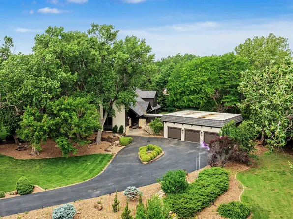 142 Seitz Dr, Salina, KS 67401