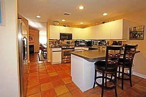 3rd image of 40 Hunt Dr
