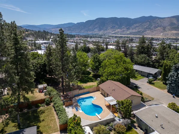 186 Dunant Cres, Penticton, BC V2A 3G2