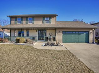 606 Northridge Ct, Mahomet, IL