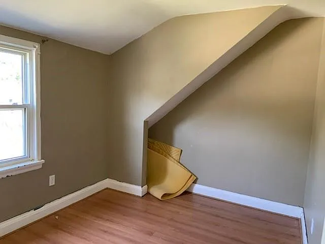 1254 Lakeshore Rd — Photo 10
