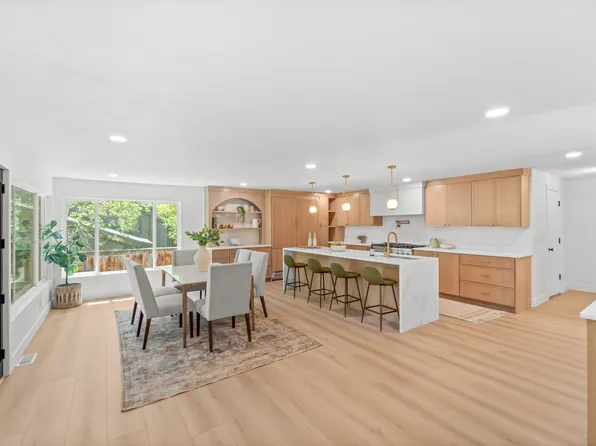 2096 E Linden Cir S, Salt Lake City, UT 84121