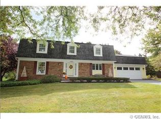 1183 Severn Ridge Rd, Webster, NY 14580