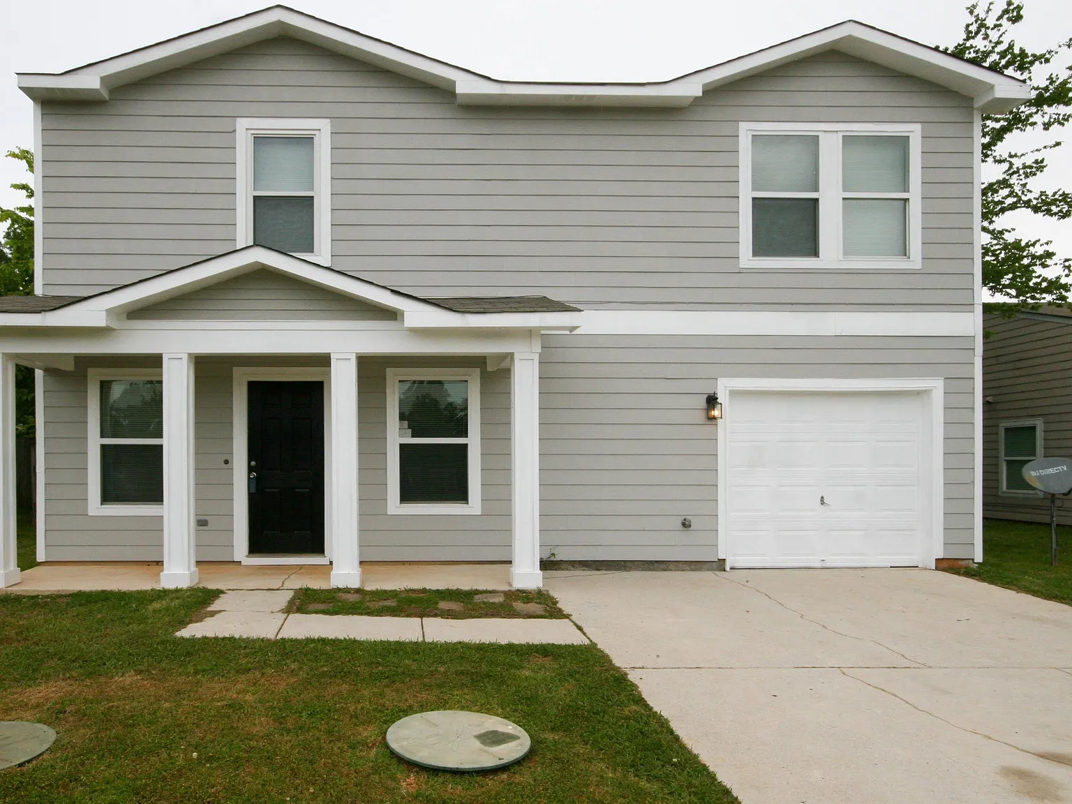 3 bed, 2.0 bath, 1500 sqft, $1,500 — Photo 2