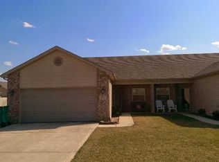 1583 E 56th Ave, Hobart, IN 46342