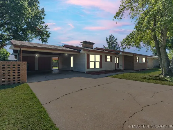 614 S Thompson St, Vinita, OK 74301