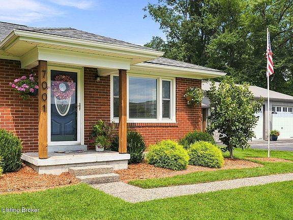 3rd image of 7001 Ridge Farm Ct