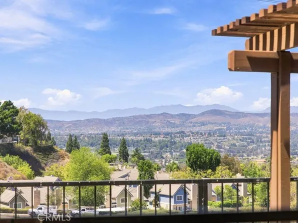 6011 E Montefino Ln, Anaheim, CA 92807