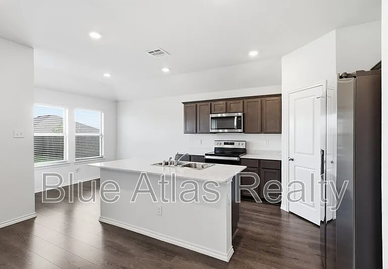 503 Cistern Way — Photo 8
