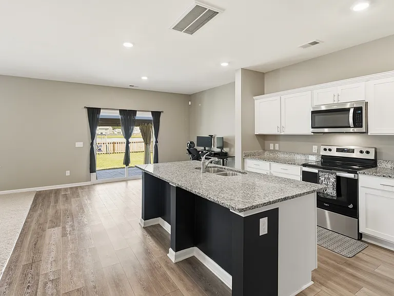 326 Sedona Dr — Photo 9