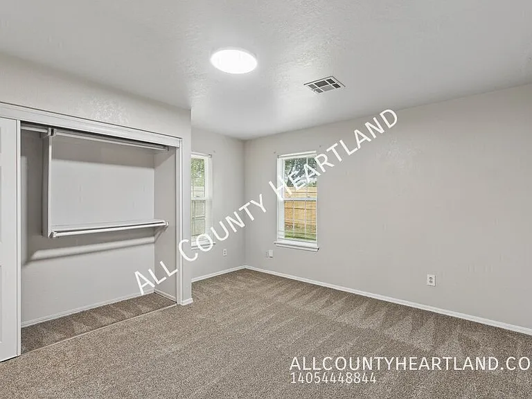 709 Stonecroft Cir — Photo 6