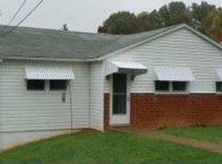 706 Adams St, Staunton, VA 24401