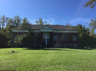 137 School House Rd, Dilliner, PA 15327