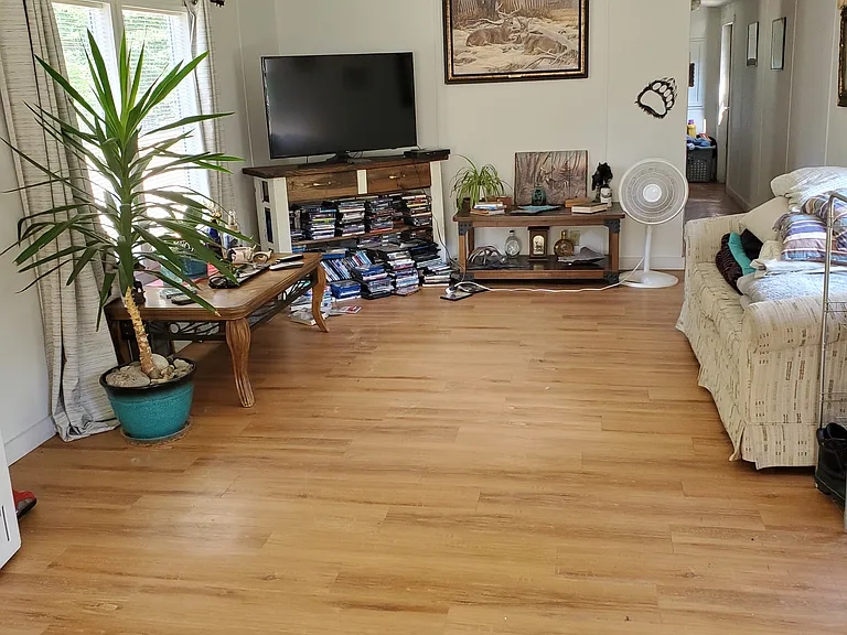 11804 Cedar Creek Rd — Photo 10