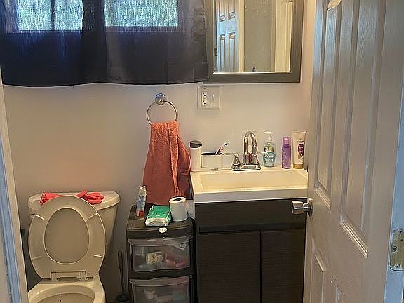 3rd image of 3313 Rainbow Run Rd