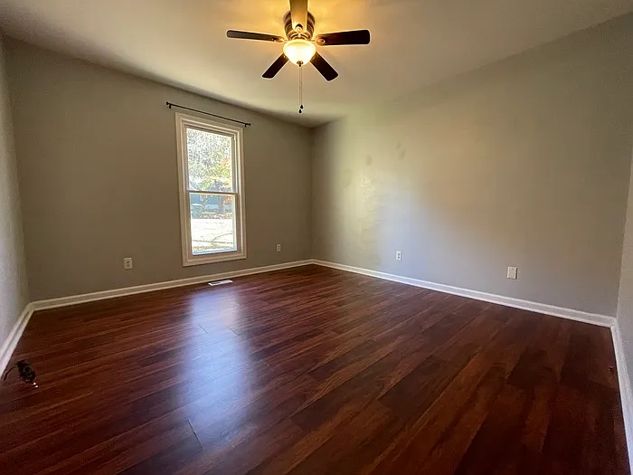 200 Glen Bonnie Ln — Photo 7