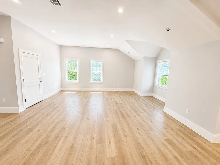68 Easton St #2 — Photo 3