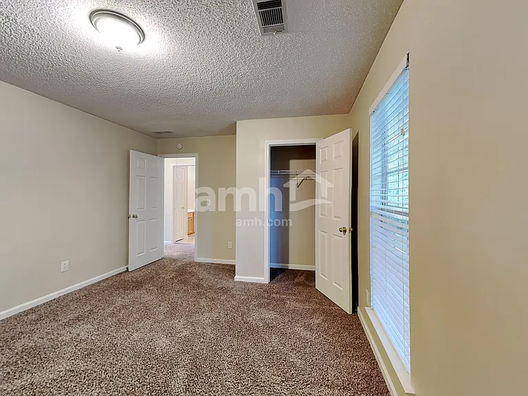 4020 Angels Dr — Photo 13