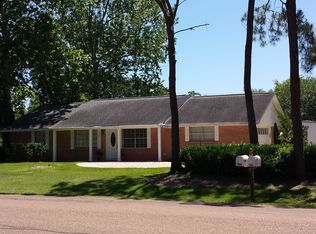 504 Rhodes Rd, Victoria, TX 77904