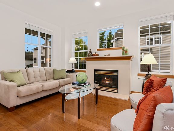 4th image of 22750 NE 5th St