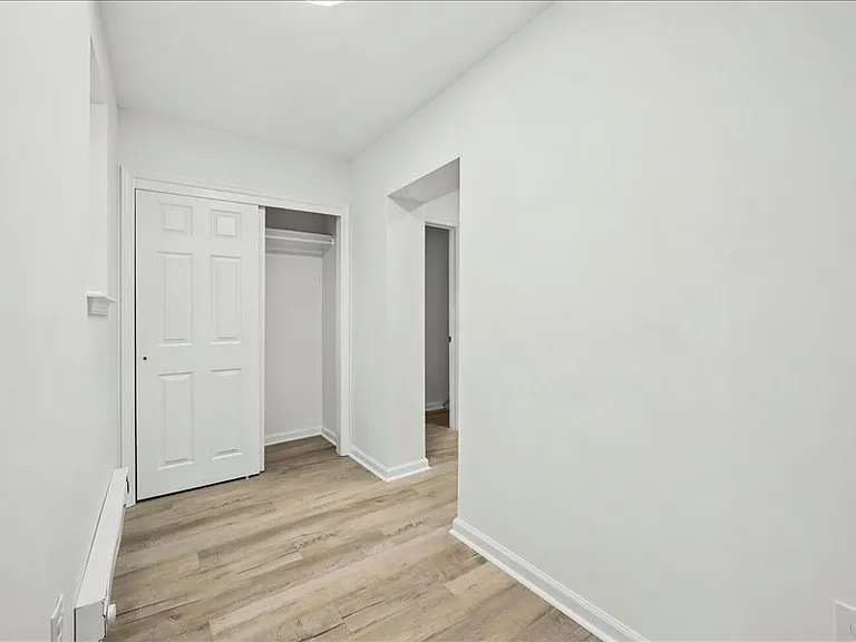 2561 N Patton St — Photo 10