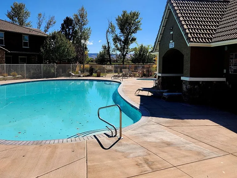 1828 Wind Ranch Rd #C — Photo 4