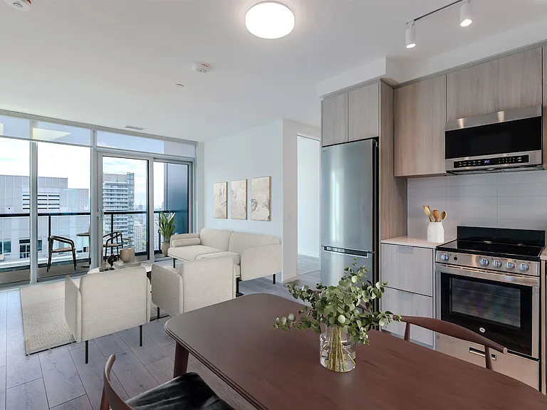 223 Redpath Ave — Photo 221