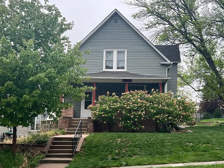 3302 Vinton St — Photo 1