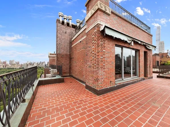 101 Central Park West image 23 of 26