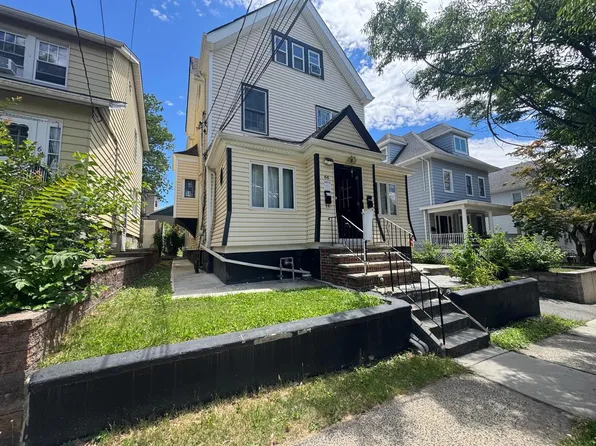 66 Washington Pl, East Rutherford, NJ 07073