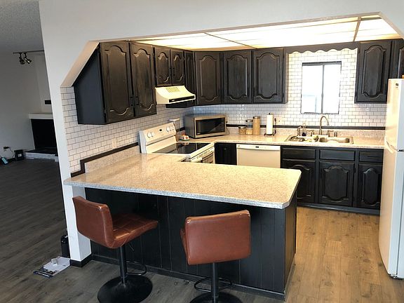 4th image of 1601 Marika Rd APT 12