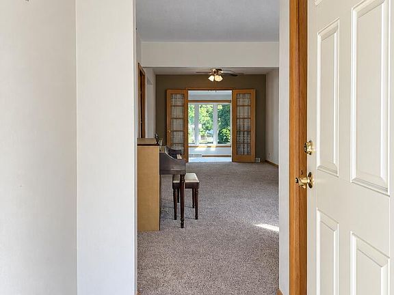 3rd image of 1227 N 24th Pl
