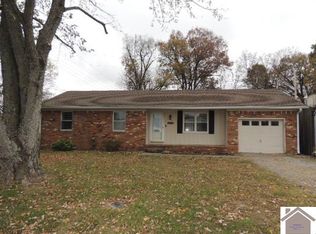 321 Union Cir, Mayfield, KY 42066