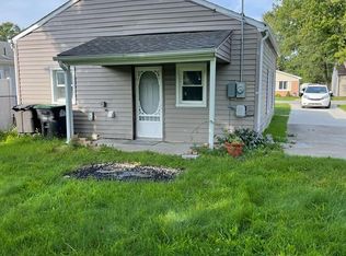 15039 Oldham St, Taylor, MI 48180