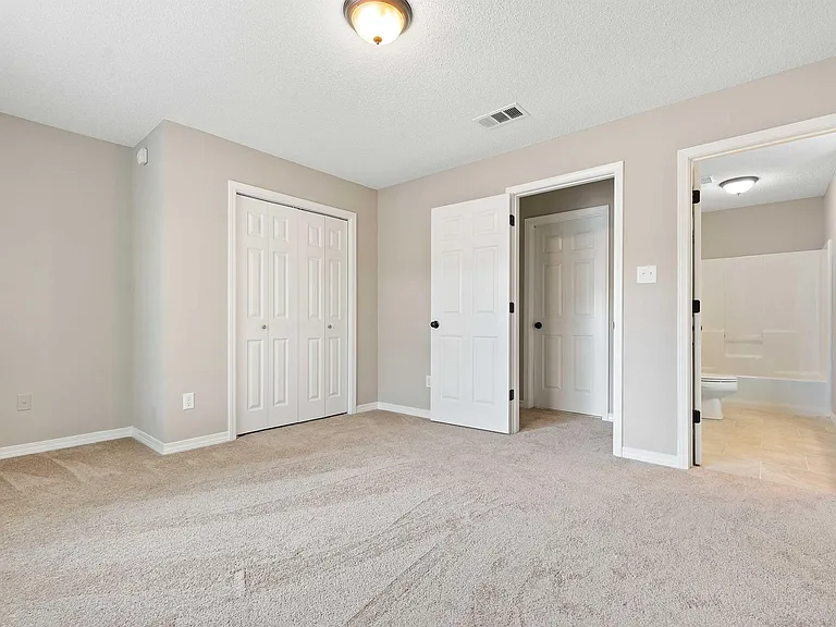 2033 Post Oak Ct — Photo 15
