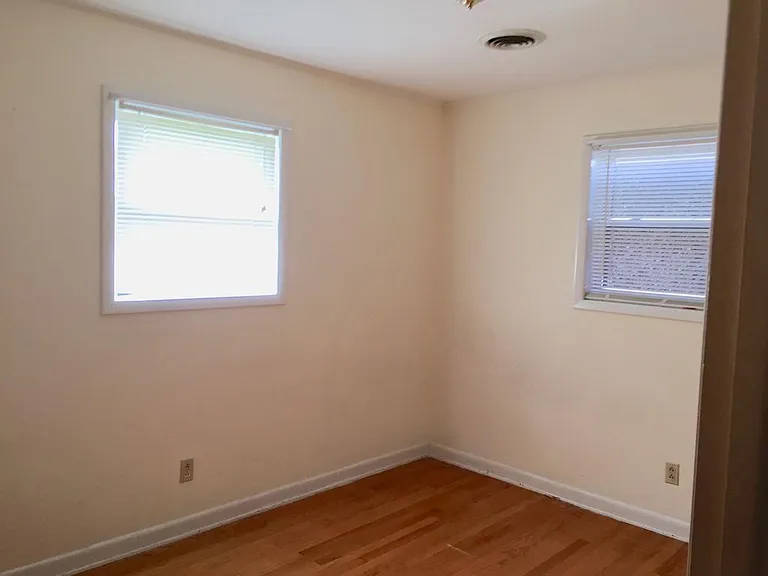 1209 Romans Dr — Photo 12